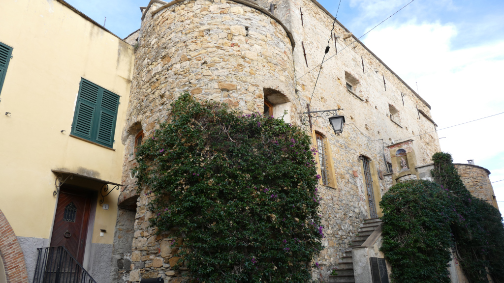 Ingresso del Museo all’interno del Castello Clavesana