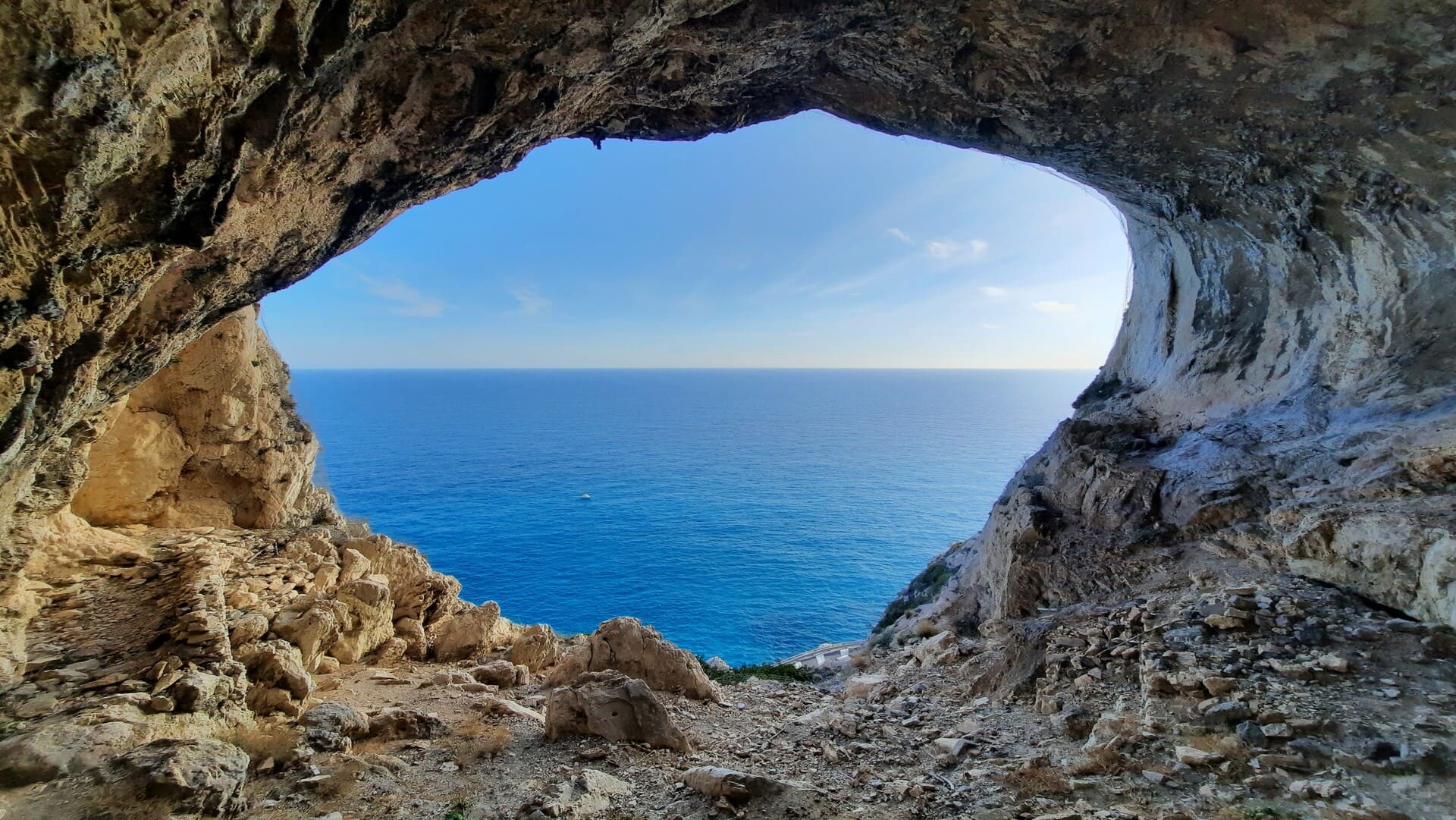 Escursione da Varigotti a Noli lungo il Sentiero del Pellegrino 