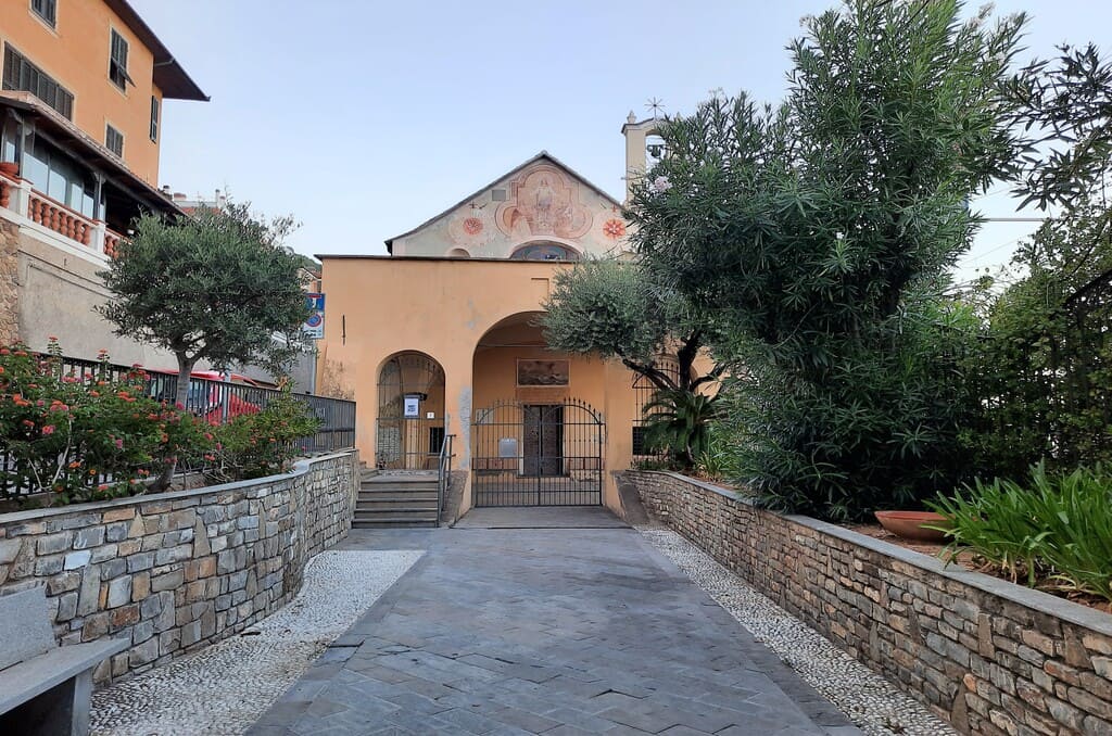 La Chiesa dell’Immacolata Concezione La Chiesa dell’Immacolata Concezione a Laigueglia