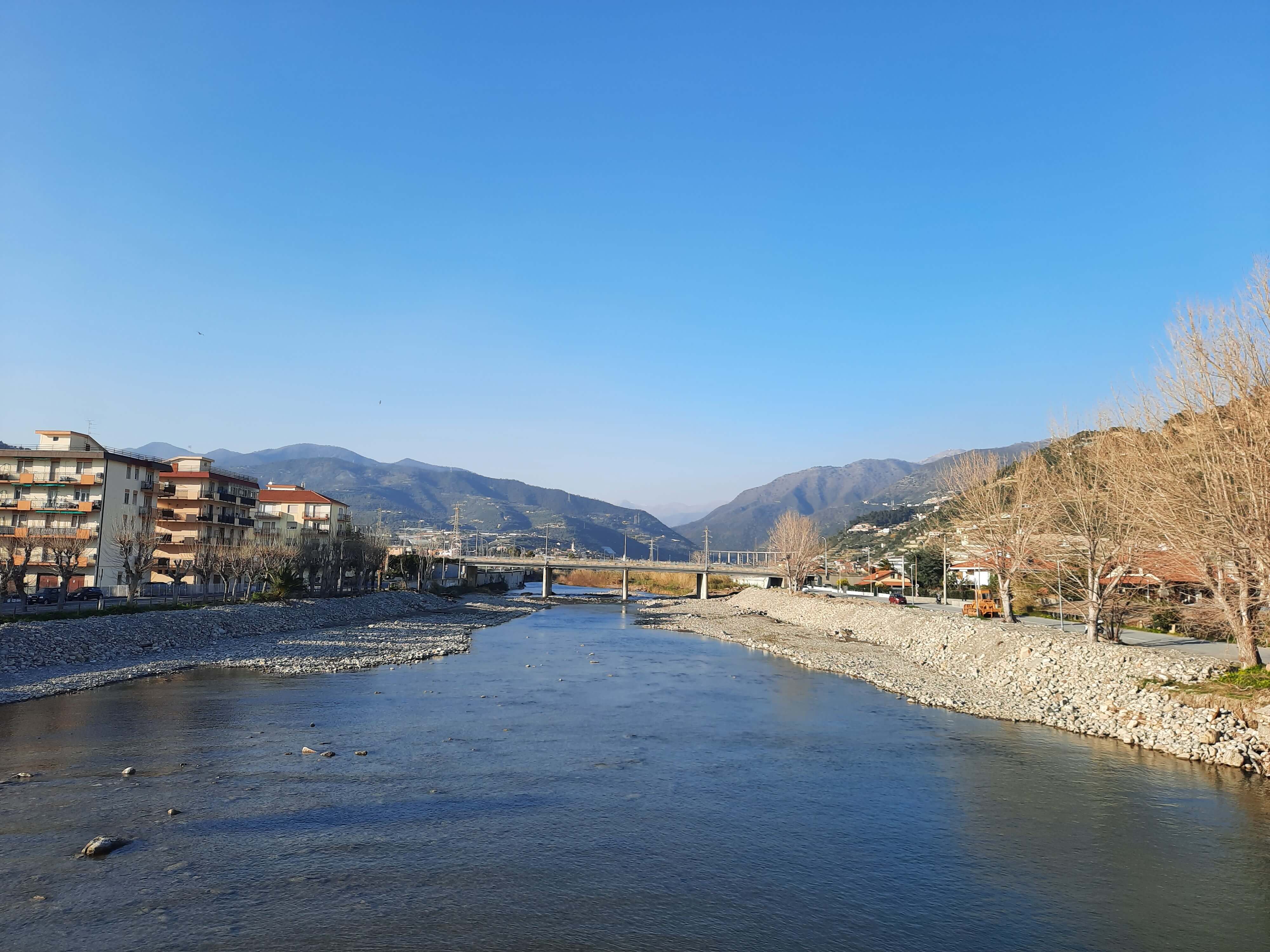 Foce del torrente Argentina e la valle di Triora La foce del torrente Argentina