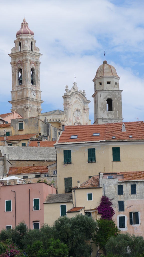 Vista di Cervo dalla chiesa di San Nicola