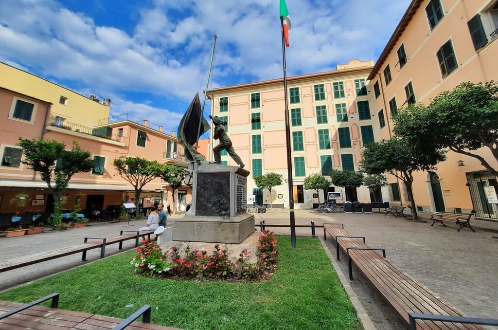 Piazza Libertà Piazza Libertà a Laigueglia