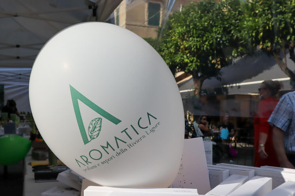 Palloncino con il logo Aromatica
