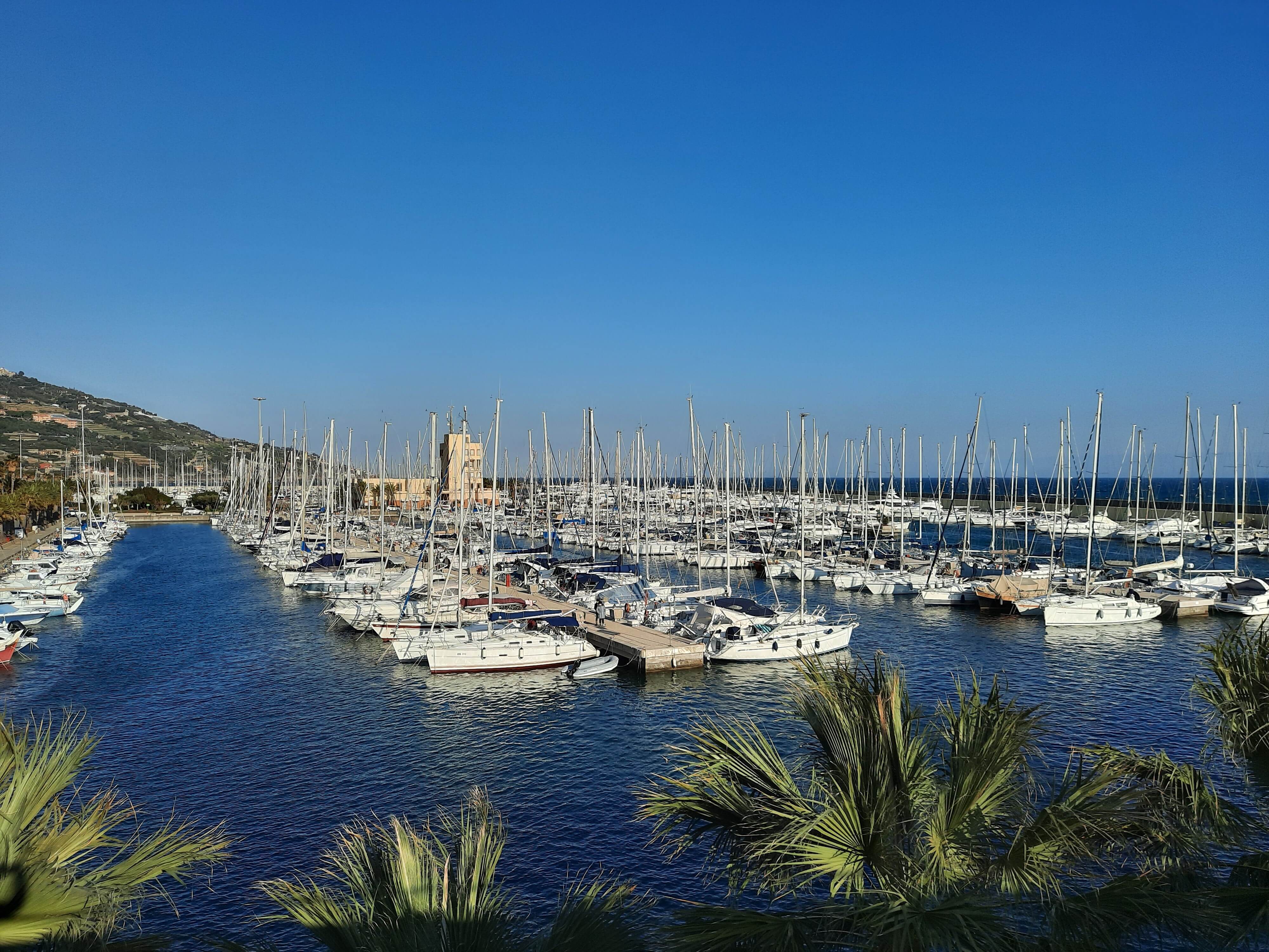Marina degli Aregai a Santo Stefano Il porto turistico di Marina degli Aregai