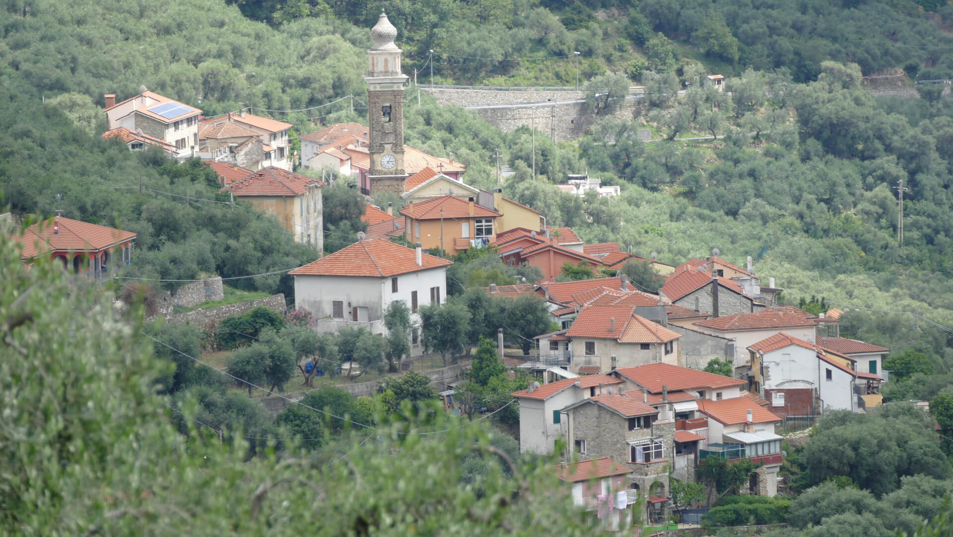 The hamlets of Villa Faraldi