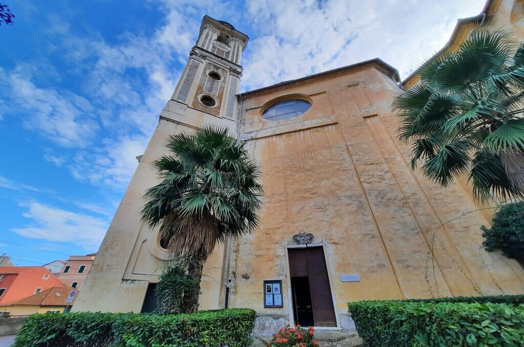 La Chiesa di San Matteo La Chiesa di San Matteo a Laigueglia