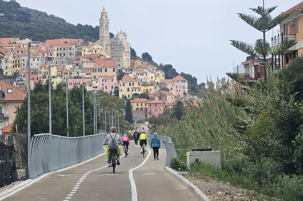 Abschnitt des Radwegs von San Bartolomeo al Mare nach Madonna della Rovere