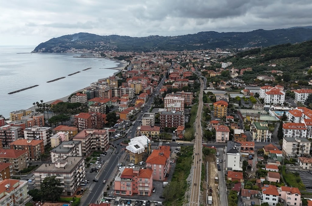 Der Rad- und Fußgängerweg „Riviera dei Fiori“ auf dem Abschnitt bei Cervo
